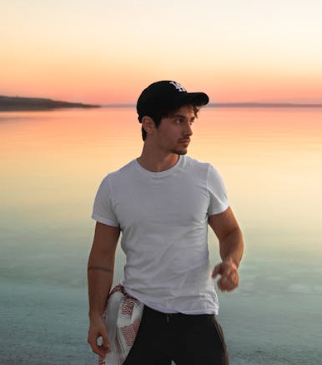 <strong>Tyler H.</strong>